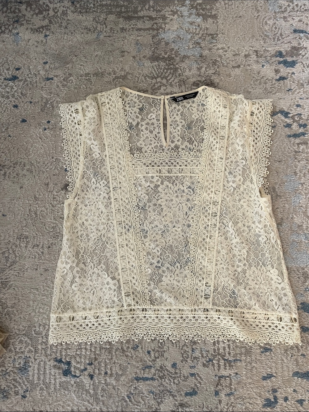 Zara Cream Lace Sleeveless Camisole